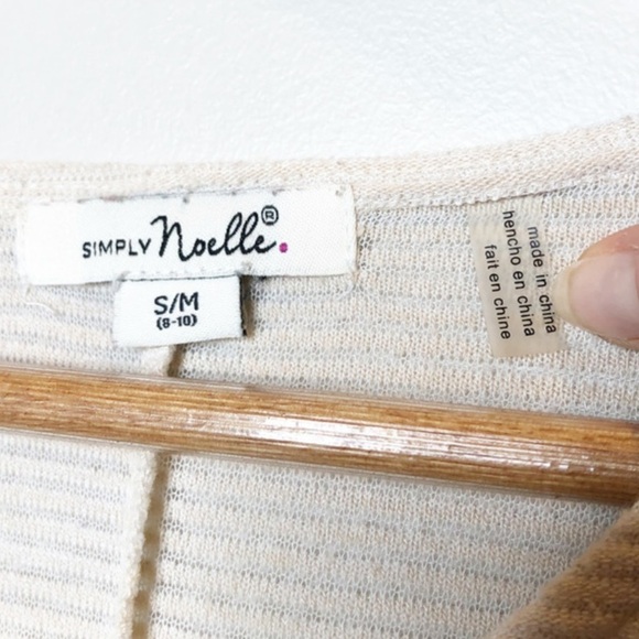 Simply Noelle Cream Striped V-Neck 3/4 Sleeve Tunic Top with Pockets Women's S/M - Picture 14 of 16